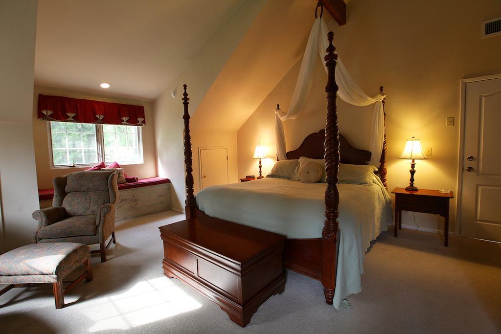 Highland House Bed And Breakfast มารีโปซา ห้อง รูปภาพ