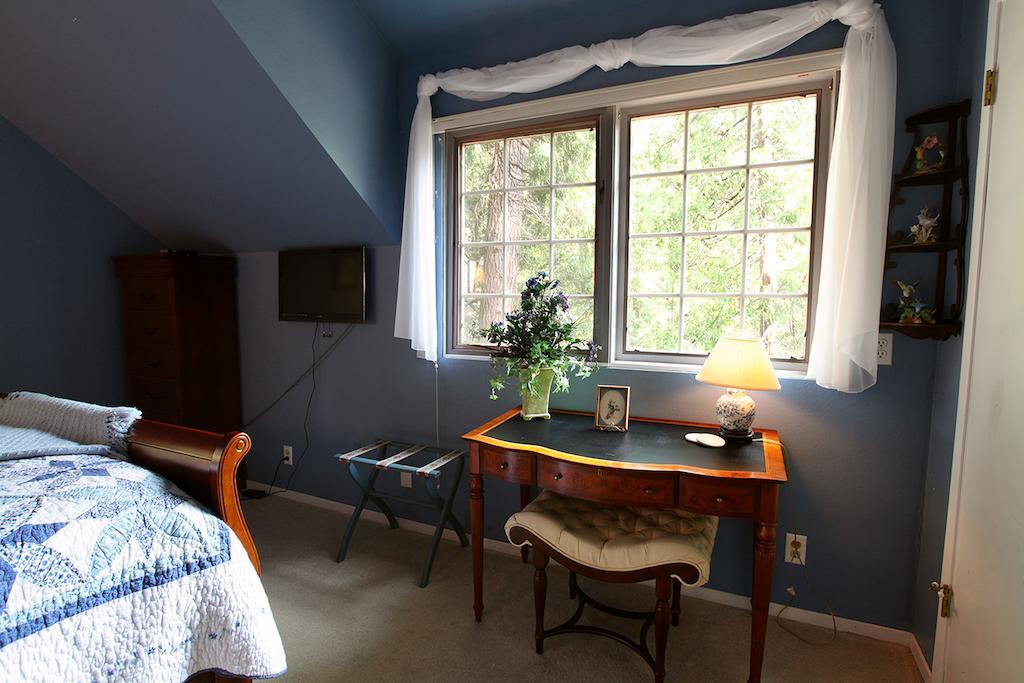 Highland House Bed And Breakfast มารีโปซา ห้อง รูปภาพ