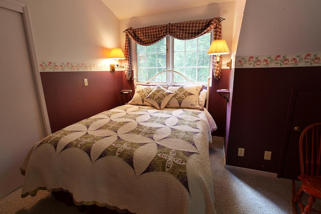 Highland House Bed And Breakfast มารีโปซา ห้อง รูปภาพ